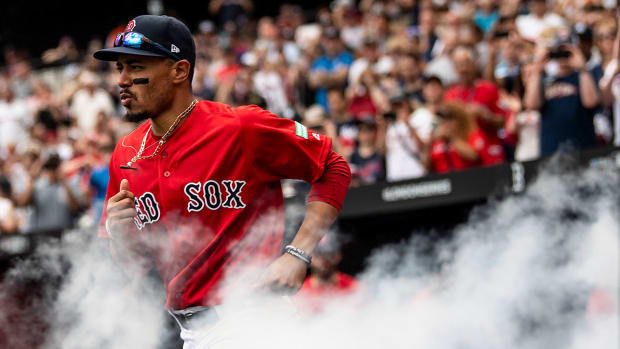 mookie-betts-red-sox_4.jpg